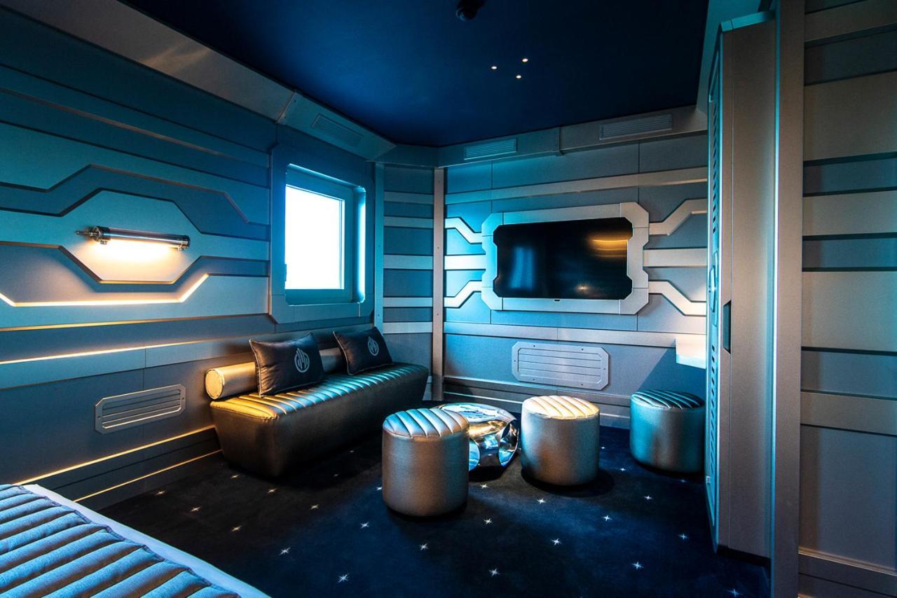 Hotel Station Cosmos Chasseneuil-du-Poitou Luaran gambar