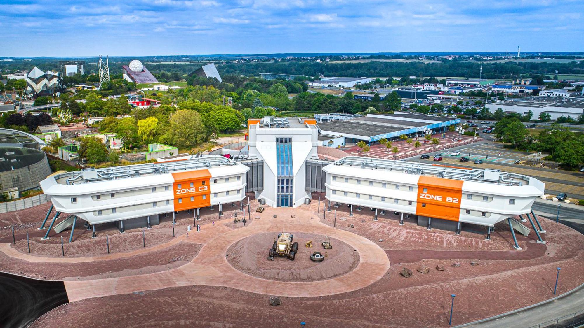 Hotel Station Cosmos Chasseneuil-du-Poitou Luaran gambar